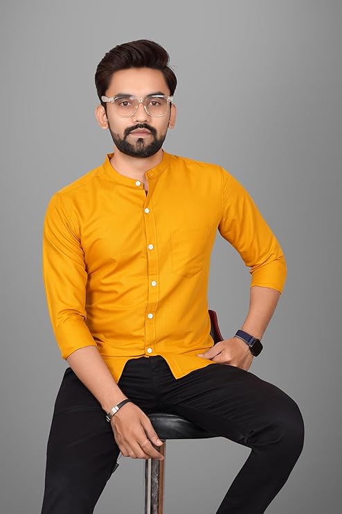 AUTHENTIC DENIM: 100% cotton indigo BALANCED WEIGHT: 7.9 oz fabric for all year-round wear TIMELESS FIT: Regular, relaxed silhouette EASY STYLING: Versatile layering piece Alternate View